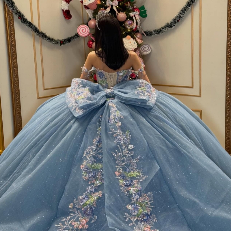 Sea Blue Shiny Quinceanera Dresses Off Shoulder Ball Gown Sweet 16 Dress Sequin Applique Bow Beading Crystal Bow Tull Birthday Party Vestidos 15 De An