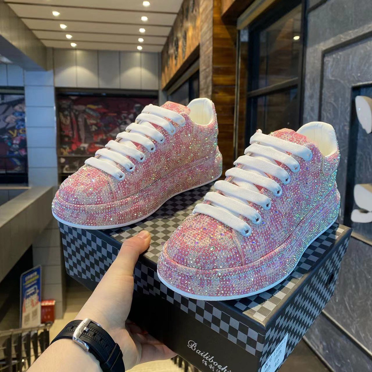 2026 Spring Fashion Trend Board Shoes High-end Full Diamond Thick-soled Trendy Brand Casual Shoes Men's Hot Diamond Versatile Men's Shoes