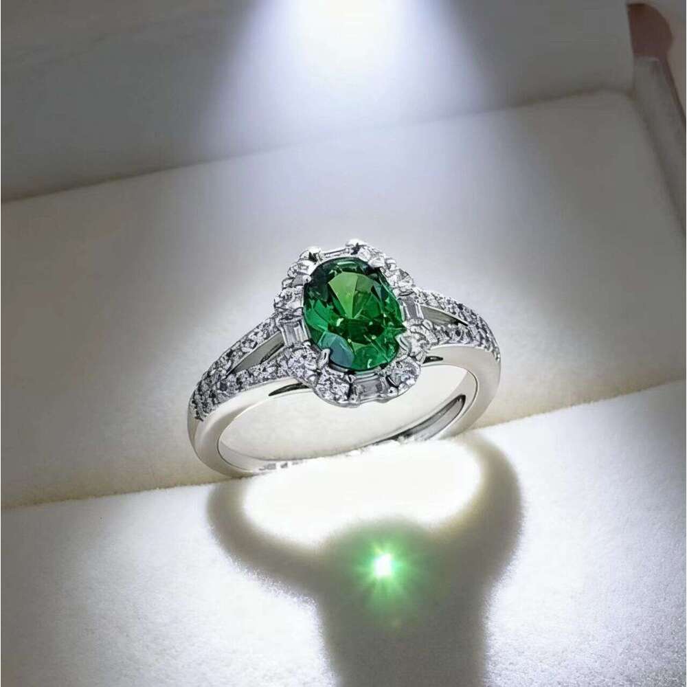 Vintage Ring Women Men Imitation Natural Emerald Open Womens Fashion Ring Versatile Green Zircon Colorful Gemstone Ring Jewelry