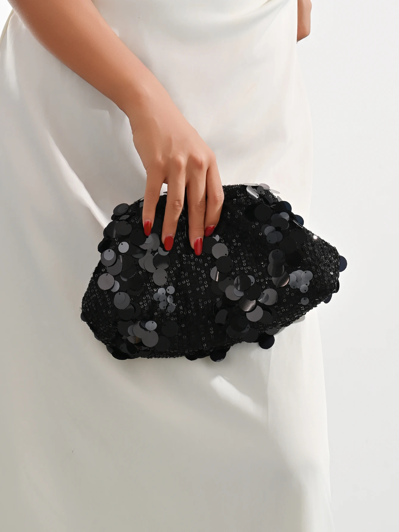 Dinner bag Fashion sequin messenger bag Womens simple handbag large sequin clutch bag Versatile chain shoulder messeng bag 251231