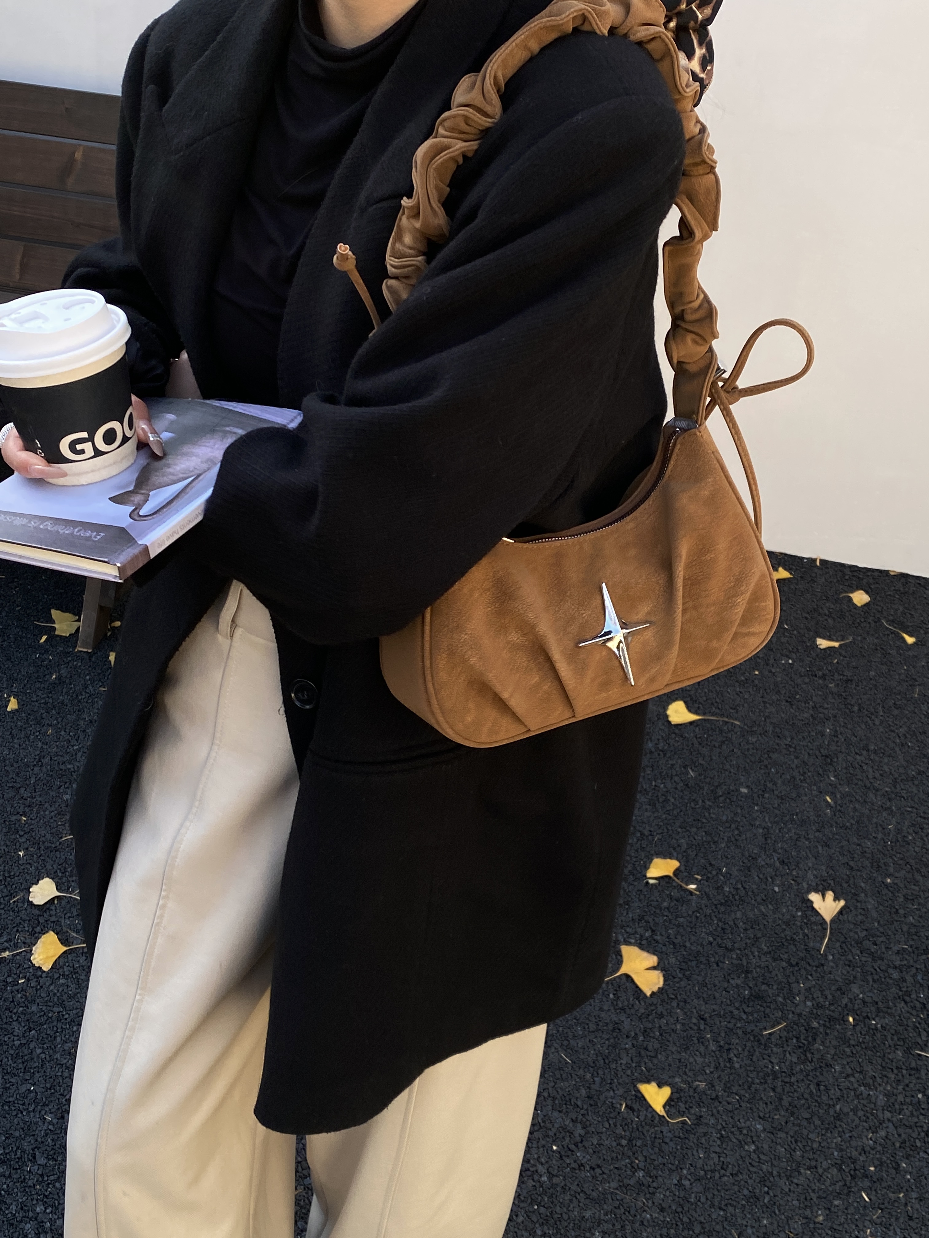 Chic & Robust Cross Body Satchel Ideal For Casual Outings