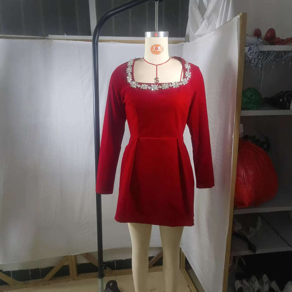 2026 Spring Women's Elegant Square Neck Pearl Lace Short Fashion Dress