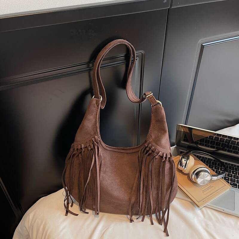 Cross-Border Niche Bohemian Style Tassel for Women 2025 New Fashion Casual Dumpling Single Shoulder Crossbody Bag