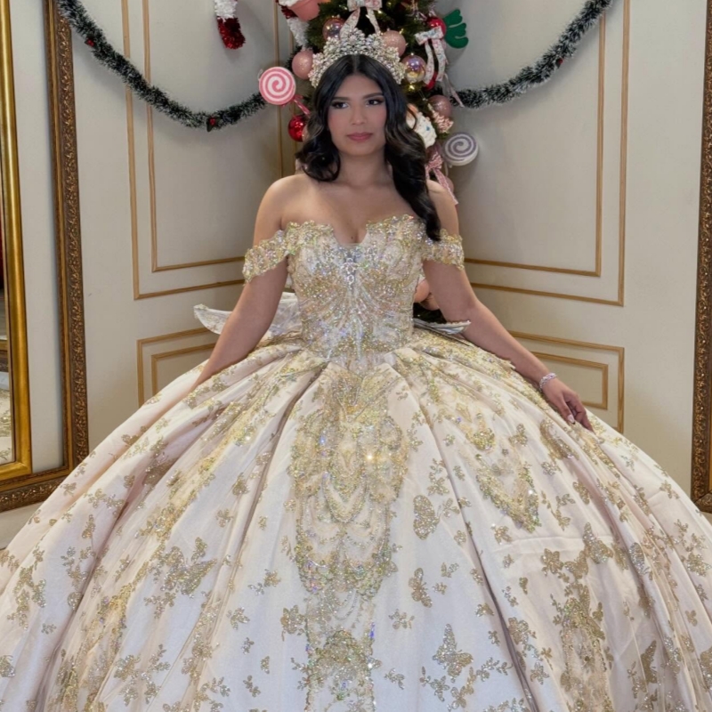 Champagne Shiny Quinceanera Dresses Off Shoulder Ball Gown Sweet 16 Dress Gold Sequin Applique Bow Beading Crystal Tull Birthday Party Vestidos 15 De 