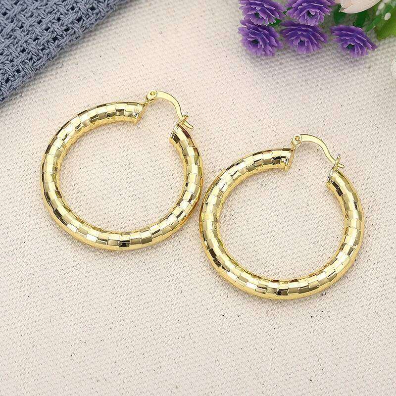 Huitan Trendy Big Hoop Gold Color Circle Earrings for Women Daily Wear Modern Fashionable Female Jewelry Drop Shipping