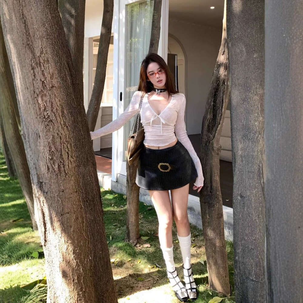 Bowknot V-neck Lace Blouse for Women, Autumn and Winter Atmosphere Long Sleeve T-shirt, Sexy Hot Girl Pure Desire Slim Fit Base Shirt Top