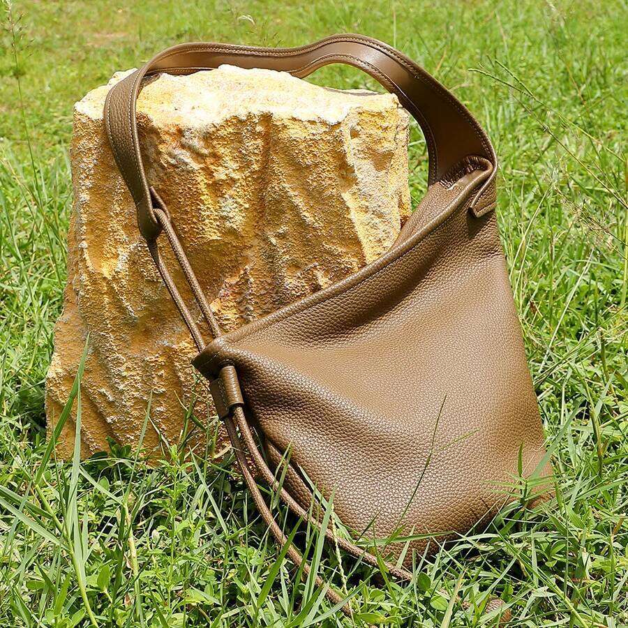 Genuine Leather Croissant New Niche Design Top Layer Cowhide Slack And Irregular Simple Women's One-Shoulder Crossbody Bag Suotong251222