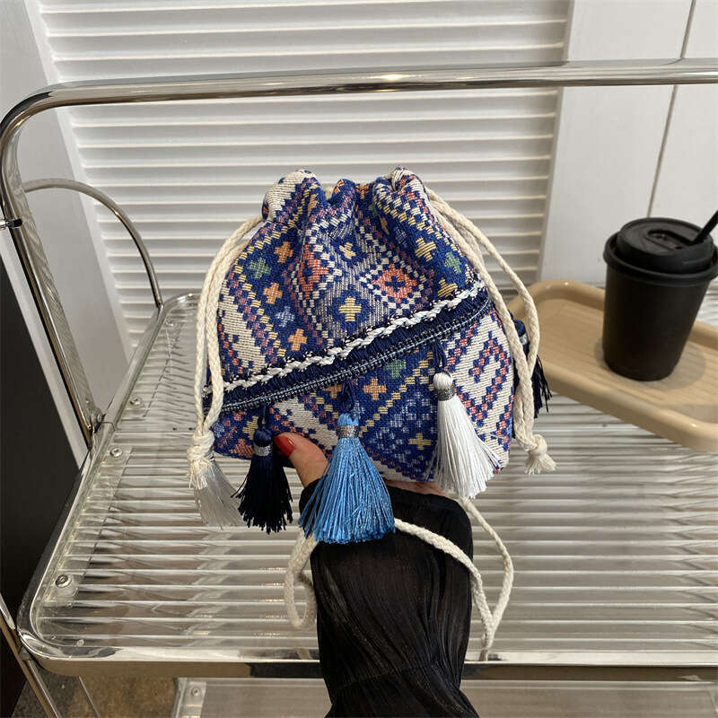 Style Women's 2024 New Ethnic Tassel Bucket Ins Versatile Shoulder Crossbody Bag