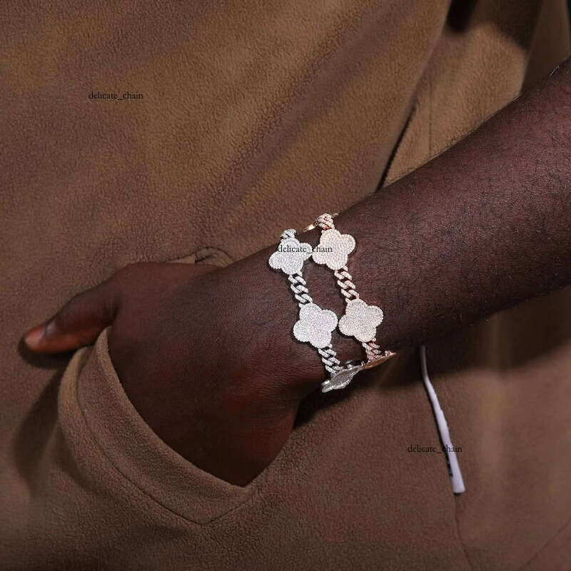 VVS Moissanite S925 Silicon Stone Four-leaf Clover Cuban Chain Bracelet