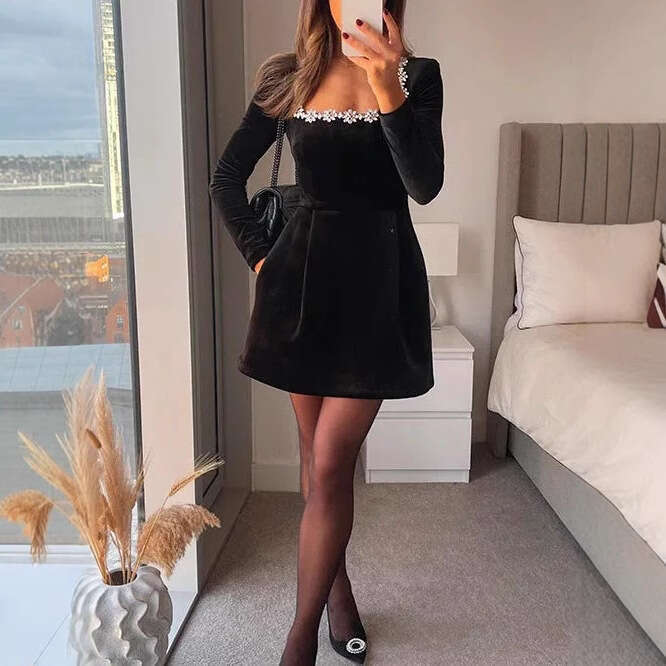 2026 Spring Women's Elegant Square Neck Pearl Lace Short Fashion Dress