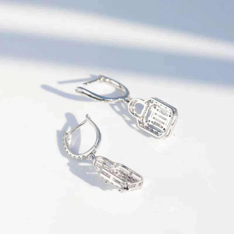 Huitan Luxury Micro Paved CZ Stone Women Drop Earring Lock Shape Pendent Wedding Marriage Bridal Earrings Trendy Jewelry Hot