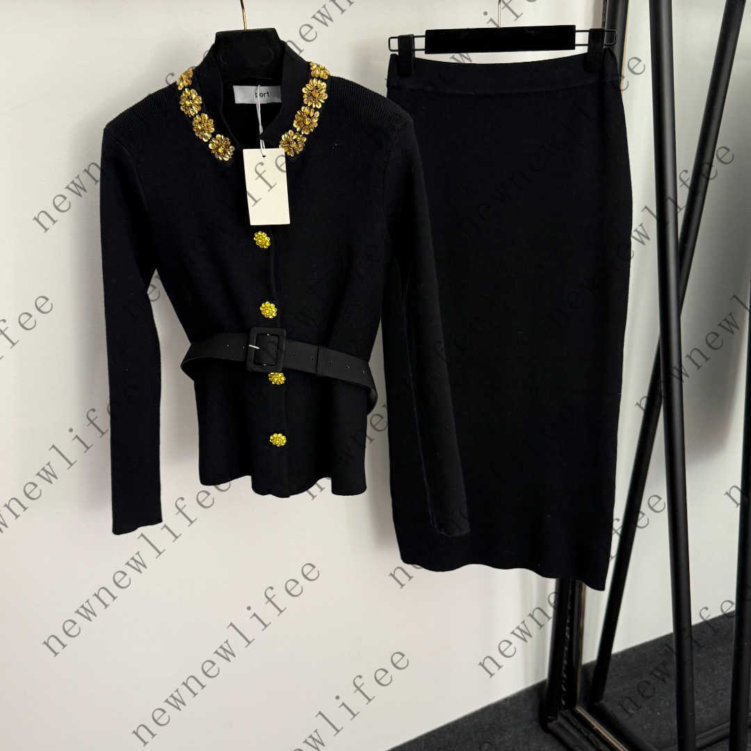Luxury women knitted top girls set designer clothes women Diamond studded collar edge knitted cardigan top+high waisted knitted half skirt A1049X16N020