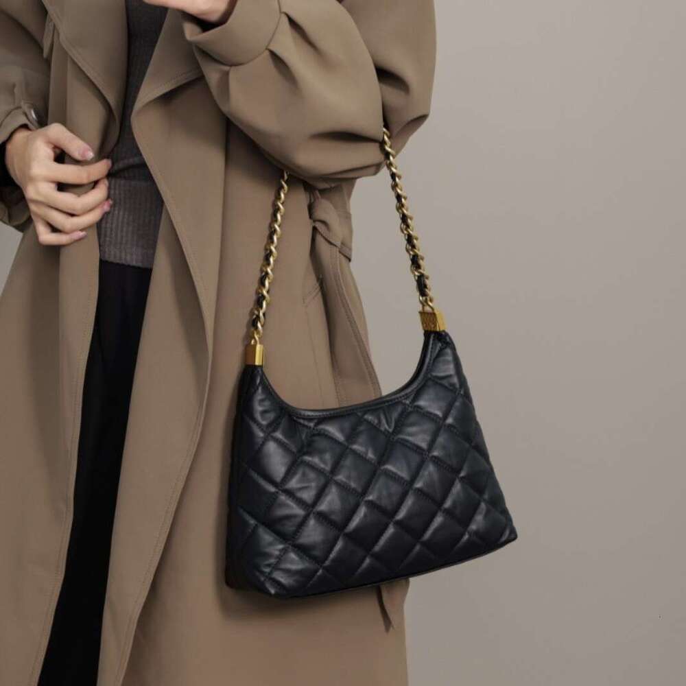 toteBag Shoulder ROSE NOIRE Top Layer Cowhide Quilted for Women New Spring Summer Genuine Leather Fashion Versatile Elegant Single Shoulder Underarm C