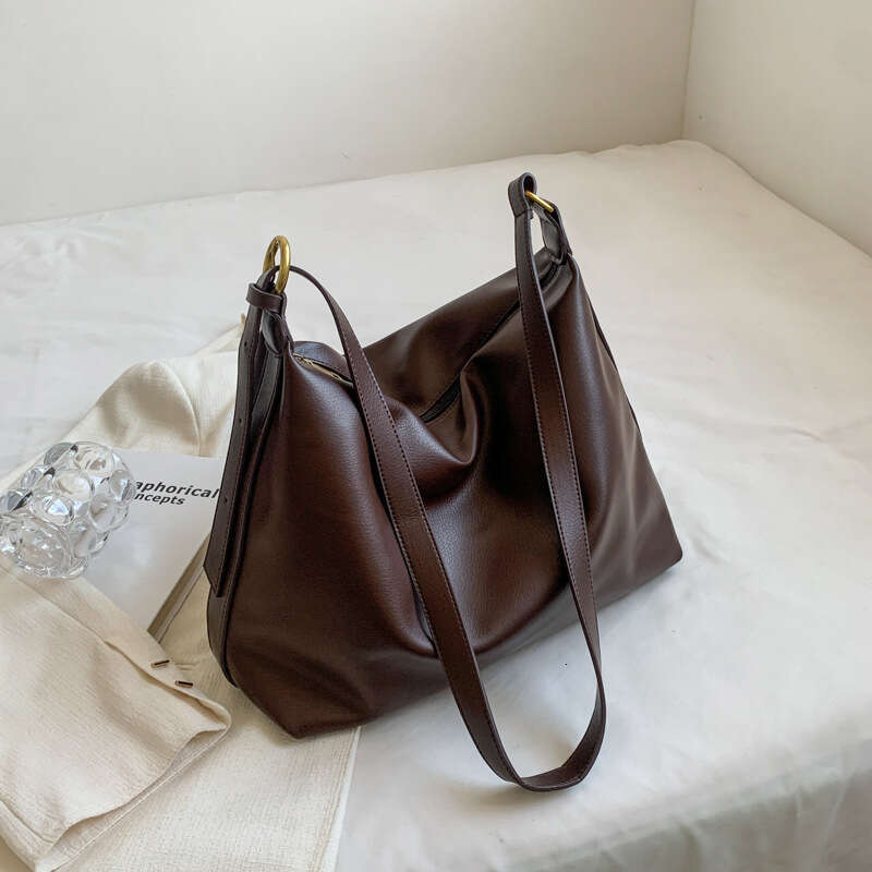 Cross-Border Women's Large Capacity 2025 New Style Commuting Crossbody Retro Fashion Single Shoulder Tote Bag