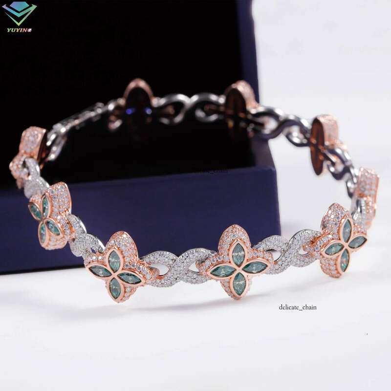 Yuying Fashion Two-tone Flower Pass VVS Moissanite Test 925 Silver Four-leaf Clover Infinity Bracelet Unisex Jewelry
