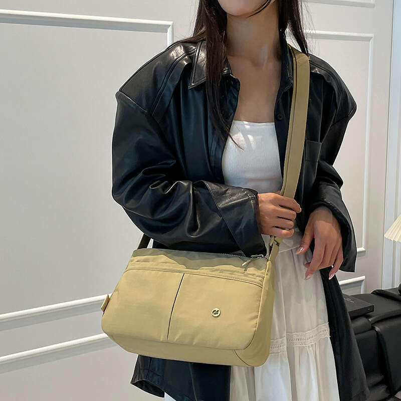 Colorful Fox Shoulder Women's New Lightweight Casual Fashion Large Capacity Multi-layer Crossbody Bag Cross-border