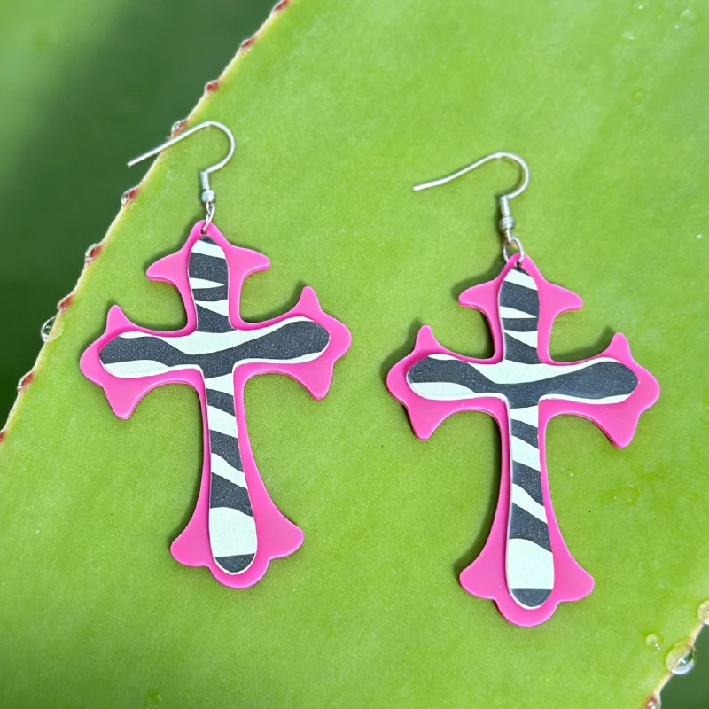 Y2K Jewelry Pink Zebra Print Cross Drop Earrings for Women Punk 90s Aesthetic Goth Leopard Print Fashion Earrings Goth Cool 251230