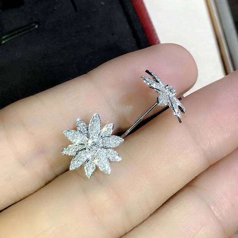 Huitan Crystal Flower Stud Earrings Micro Paved CZ Sparkling Piercing Accessories for Women Fancy Birthday Gift Fashion Jewelry