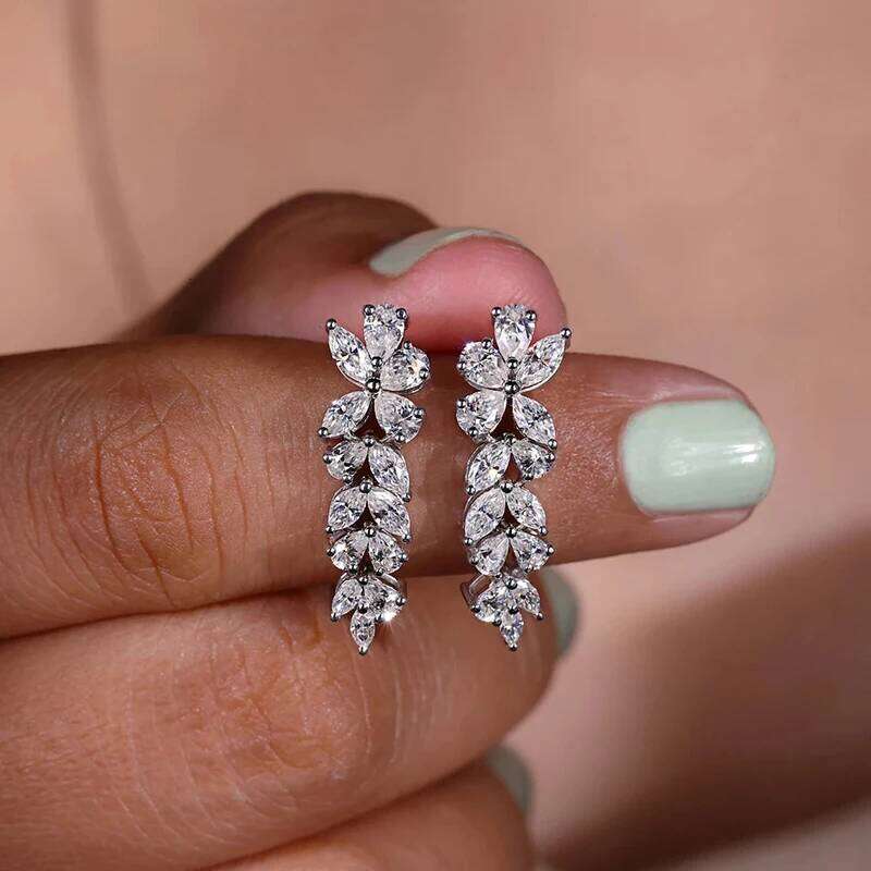 Huitan Graceful Luxury Zirconia Pendant Earrings Bridal Wedding Accessories Delicate Female Silver Color Jewelry for Engagement