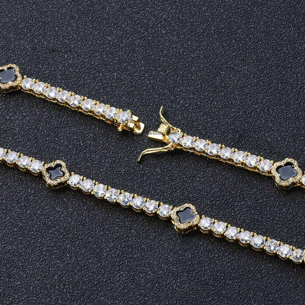 Women's Platinum Hiphop Jewelry Four-Leaf Clover Tennis Chain Necklace with VVS Moissanite Gift