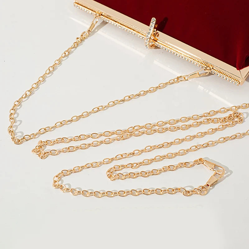 Fashion Temperament Velvet Clutch Bag Dinner Bag Studded Lock Diamond Banquet Cheongsam Wedding Evening Dress Bag Chain Handbag 251231