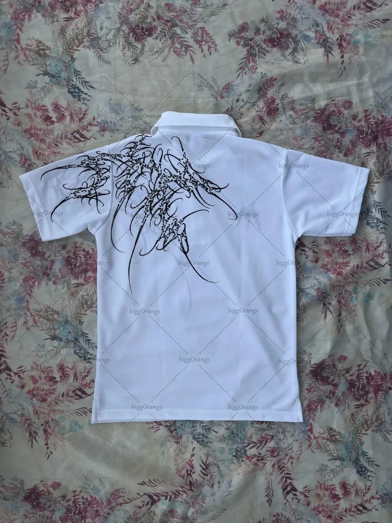 High Street Harajuku Gothic Graphic Tops Men Y2K Punk Retro Casual Polo Shirt Trendy Streetwear Lapel Short-sleeved T-shirt 251230