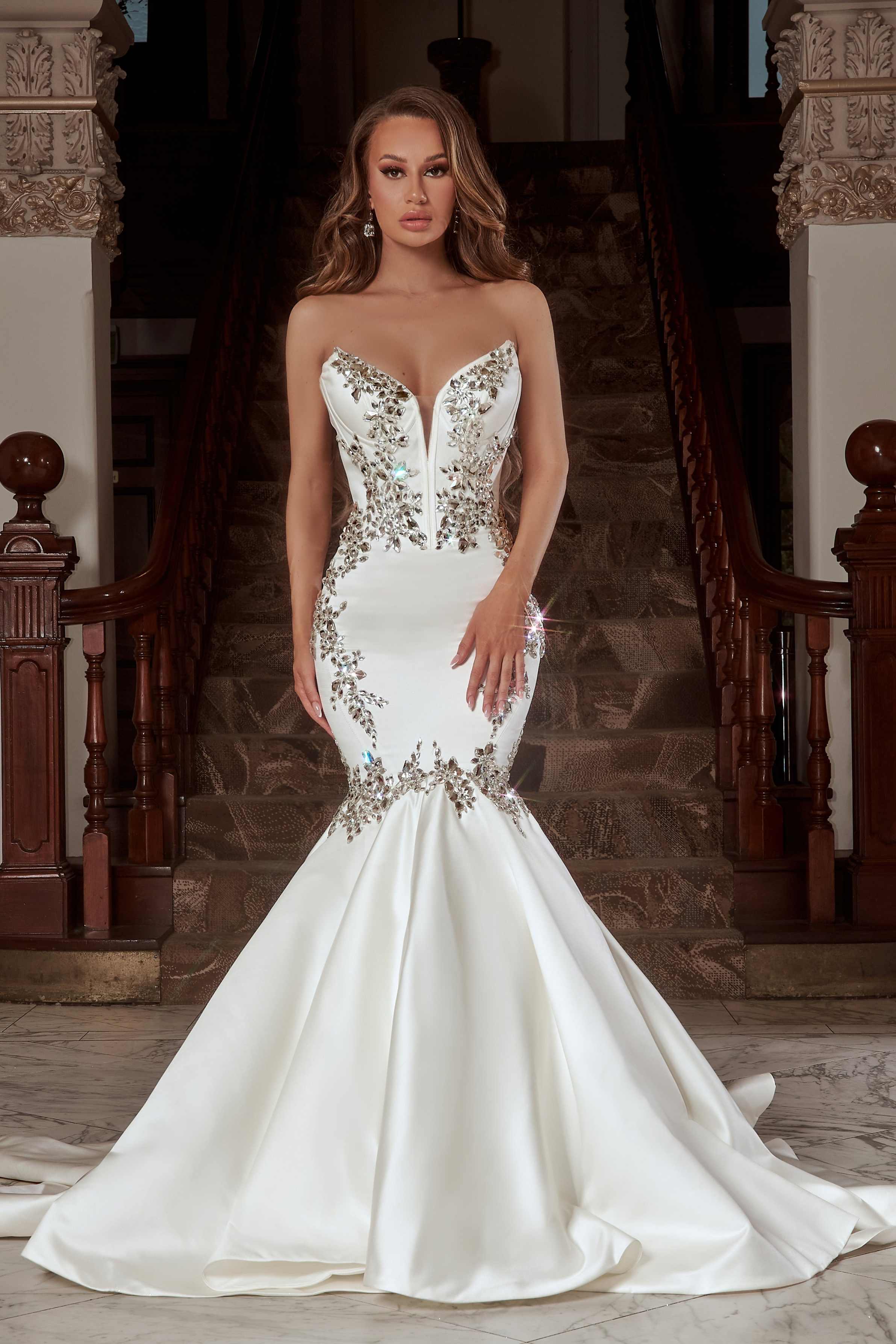 Classic A-Line Dresses With Appliques Full Sleeve Satin Floor Length Plus Size Wedding Dresses Romantic Vestido De Novia