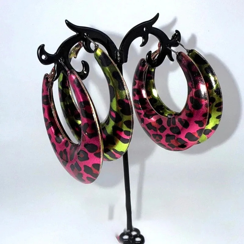 Pink Leopard Print Grunge Rock Punk Charm Earrings for Women Sexy Fashion Accessories Green Leopard Print Earrings Y2K Jewelry 251230