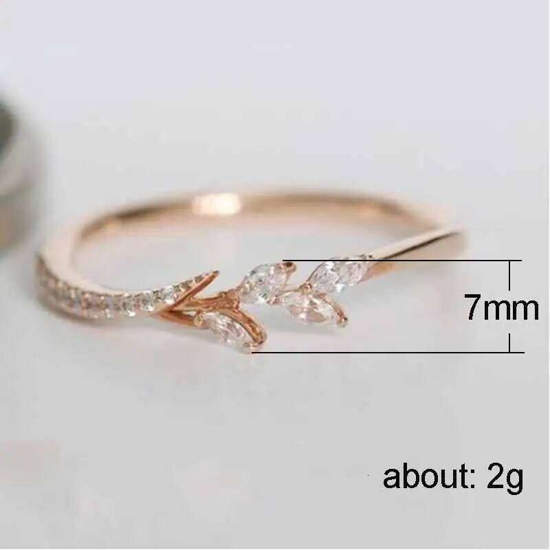 Huitan Women Fashion White Cubic Zircon Cute Leaf Wedding Engagement Ring