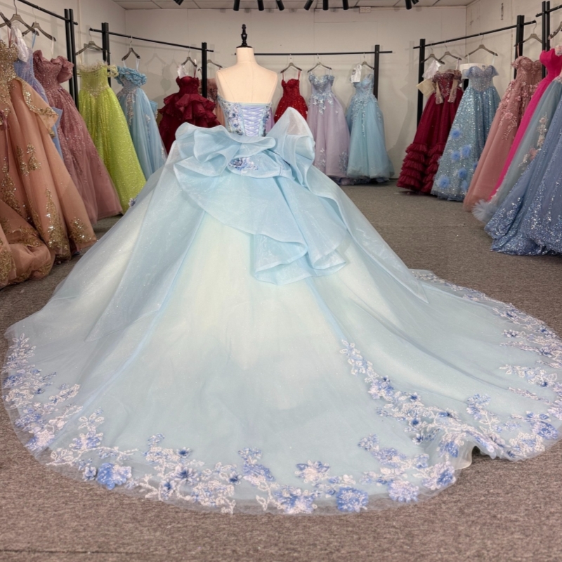 Sky Blue Shiny Quinceanera Dresses Off Shoulder Ball Gown Sweet 16 Dress Applique Flower Beading Crystal Bow Tull Birthday Party Vestidos 15 De Anos