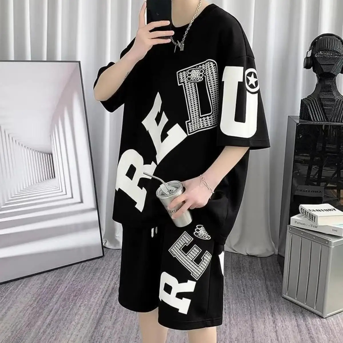 Summer fashion mens personalized letter print comfortable breathable round neck Tshirt shorts set outdoor street style outfit 251230