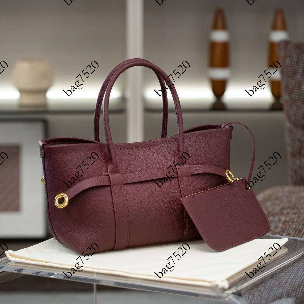 Light luxury new minimalist and versatile tote bag, fashionable women's single shoulder handbag Pingshuo