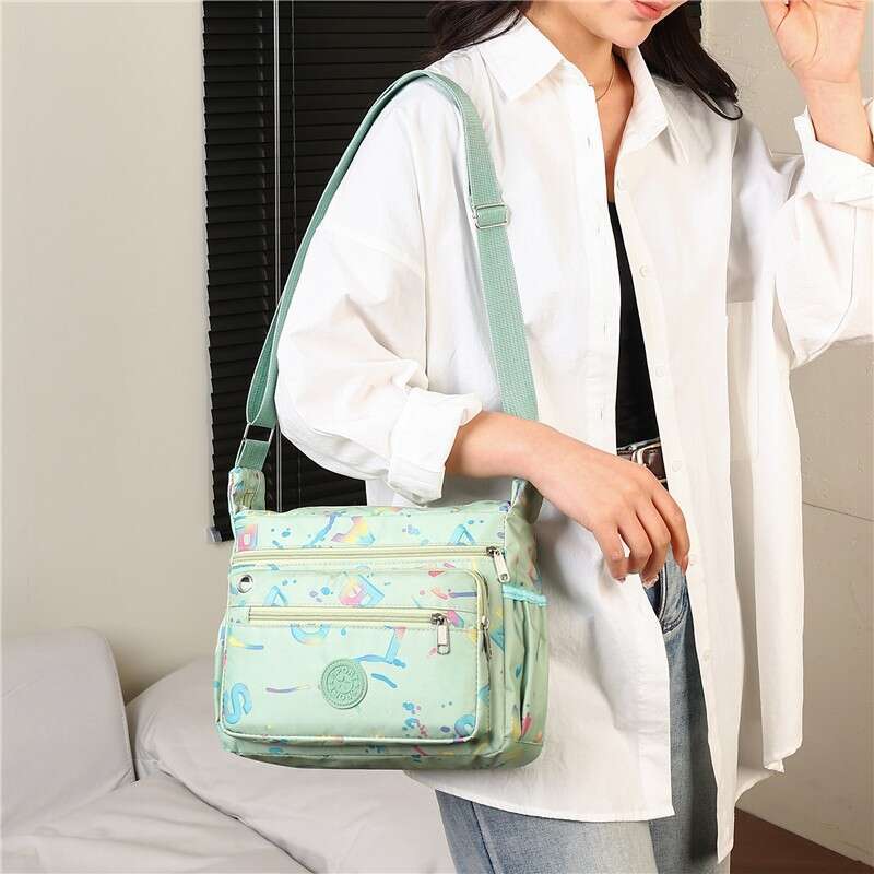 Cross-Border Foreign Trade Single Shoulder Oxford Cloth Multi-Layer Zipper Commuter Women's Fashion Gold-Stamped Letter Crossbody Bag