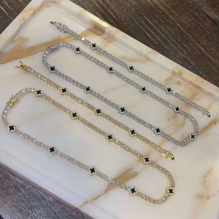 Men's Hip-Hop Gold-Plated Pearl VVS Moissanite Diamond Lucky Iced Black Clover Tennis Bracelet