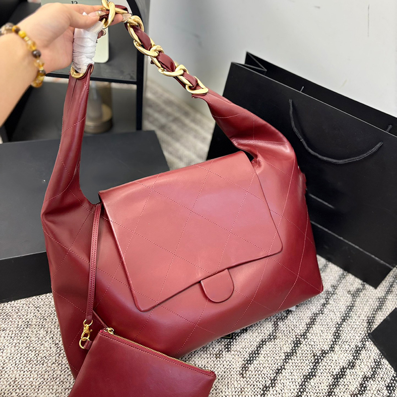 Underarm Bag Designer Womens Shoulder Bags Calfskin Checkered Pattern Gold Metal Thick Matelasse Chain Luxury Handbag Shopping Airport Sacoche Hobo Totes32/44Cm