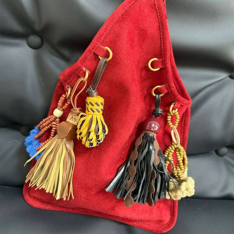 Suede Doll Pendant Bag New Niche Design Top-Layer Sheepskin Fleece Fringed Tassel Vintage Women's Fashion Handbag Suotong251222
