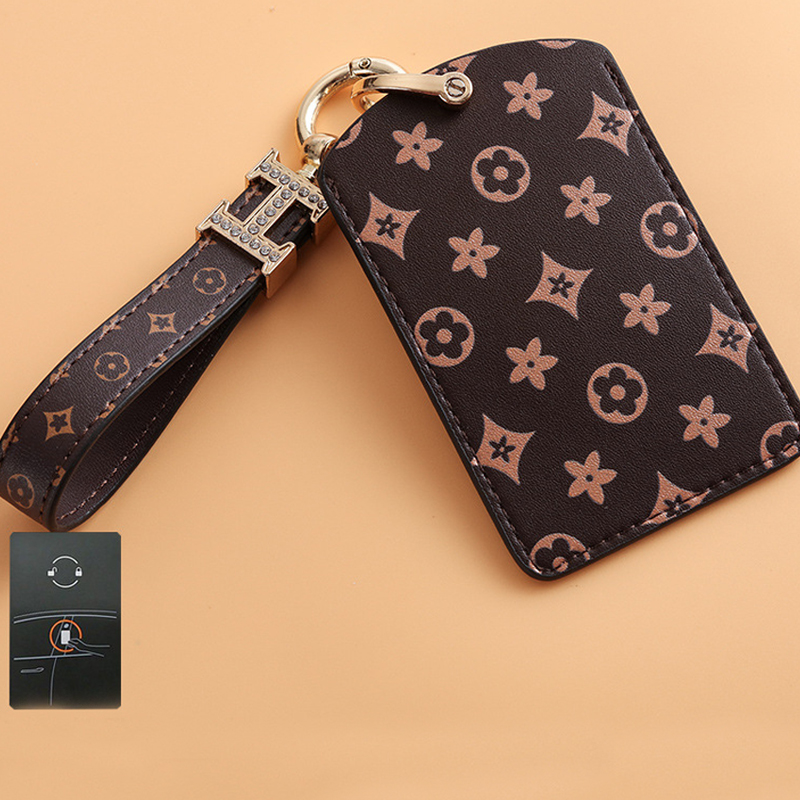 Leather Bear Charm Creative Factory Direct Wholesale Fashion Bag & Car Keychain for Tesla Model 3/Model S/X/Model Y Luxury Key Cover & Holder
