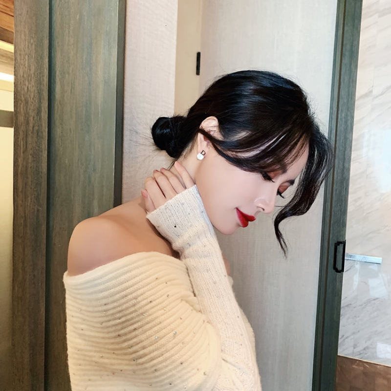 Luxury Brand Designer Jewelry Korean Minimalist Asymmetric D Letter Earrings Internet Celebrity Versatile Small Zircon Earrings Elegant Fashionable Li