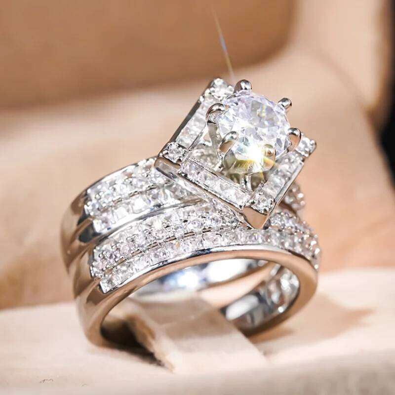Huitan Graceful 2Pcs Set Rings Sparkling Luxury Cubic Zirconia Finger Accessories for Wedding Engagement Chic Fashion Jewelry