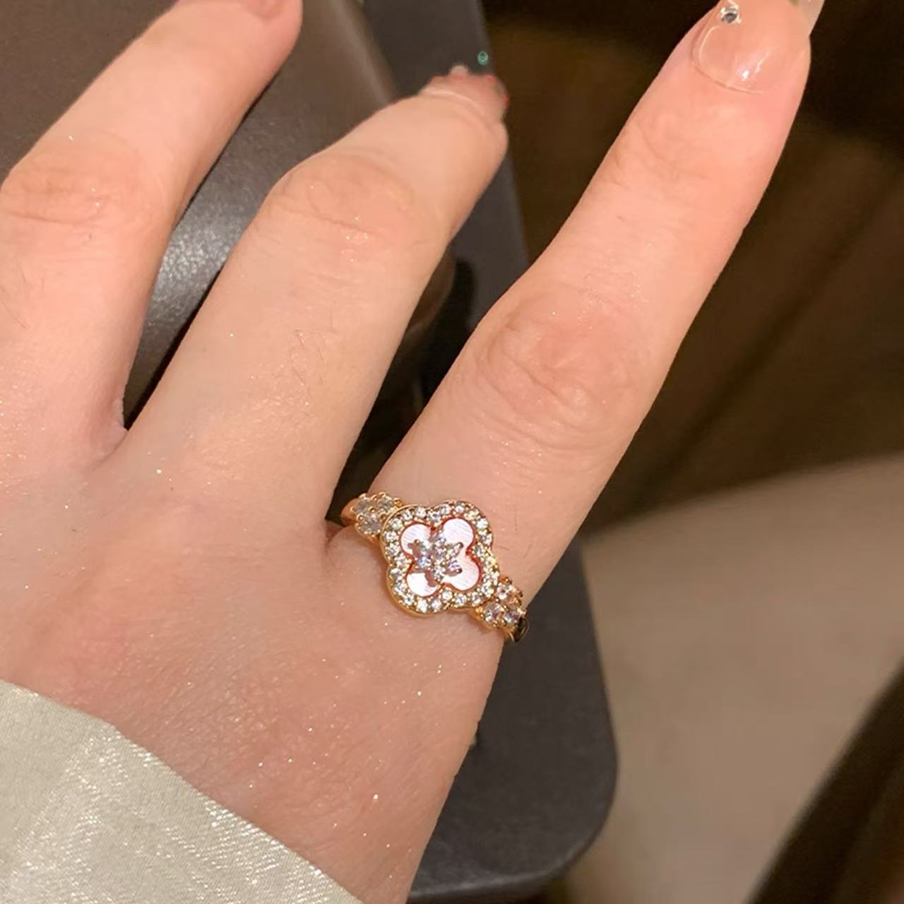 Luxury Brand Designer Jewelry Cherry Blossom Pink Clover Resin Zircon Ring Niche Elegant Rose Gold Ring Light Luxury High-End Trendy Jewelry