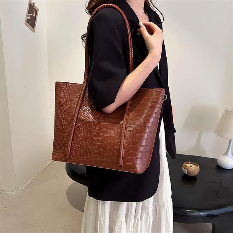 New Design Bag Foreign Trade New Large Capacity Handbag tote bag Women's Bag Large capacity Shoulder Bag Free shipping