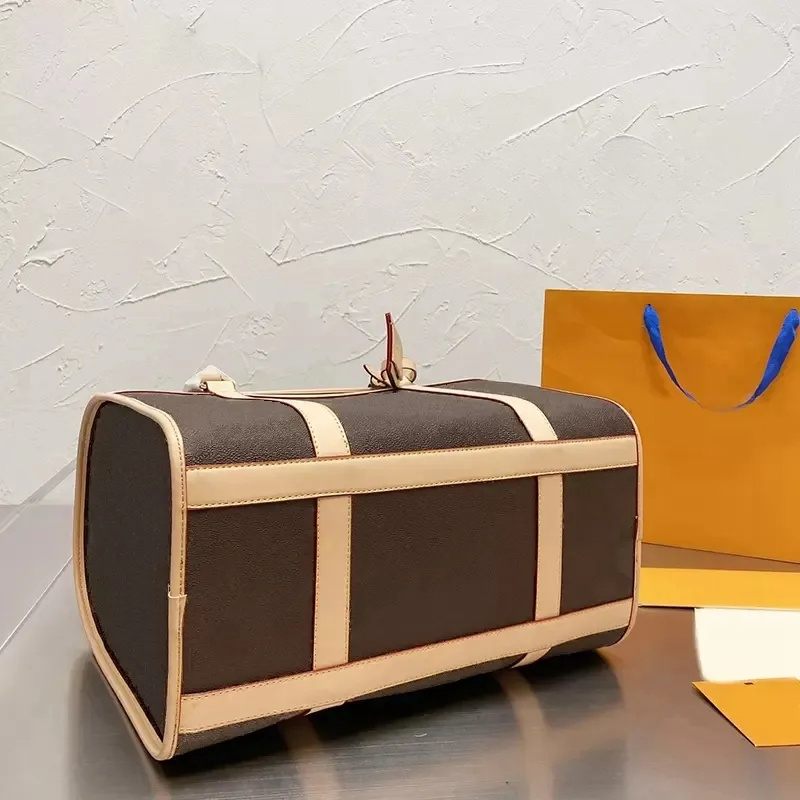 Designer Dog Carrier Designer pet carrier bag Carrier With Detachable Nameplate, Luxurious Leather Dog Purse, Tote Bag, Pet Carrying Handbag For Trave