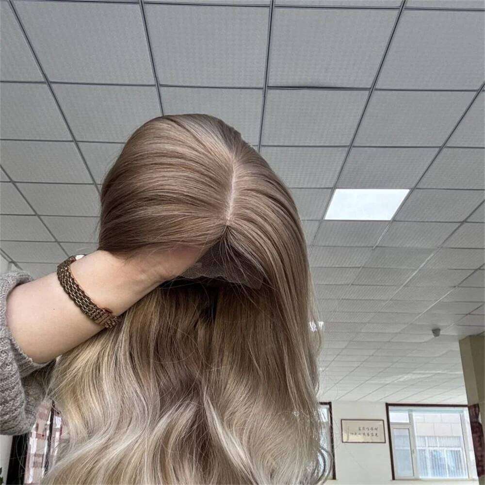 Highlight Ash Brown Blonde Colored Front Short Body Wave Synthetic Hair Wig 13x4 Lace Frontal Wigs For Women