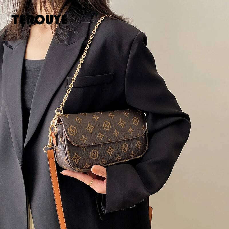 Fashionable Retro Printed Small Square Versatile Single Shoulder Bag; Crossbody Bag Under The Arm. TEROUYE