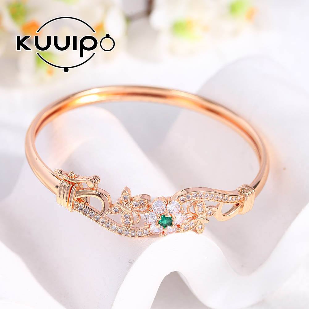 Luxury Brand Designer Jewelry Bracelet Hollow Butterfly Design Fashion Inlaid Jewelry European And American Retro Bracelet High-End Versatile Jewelry 