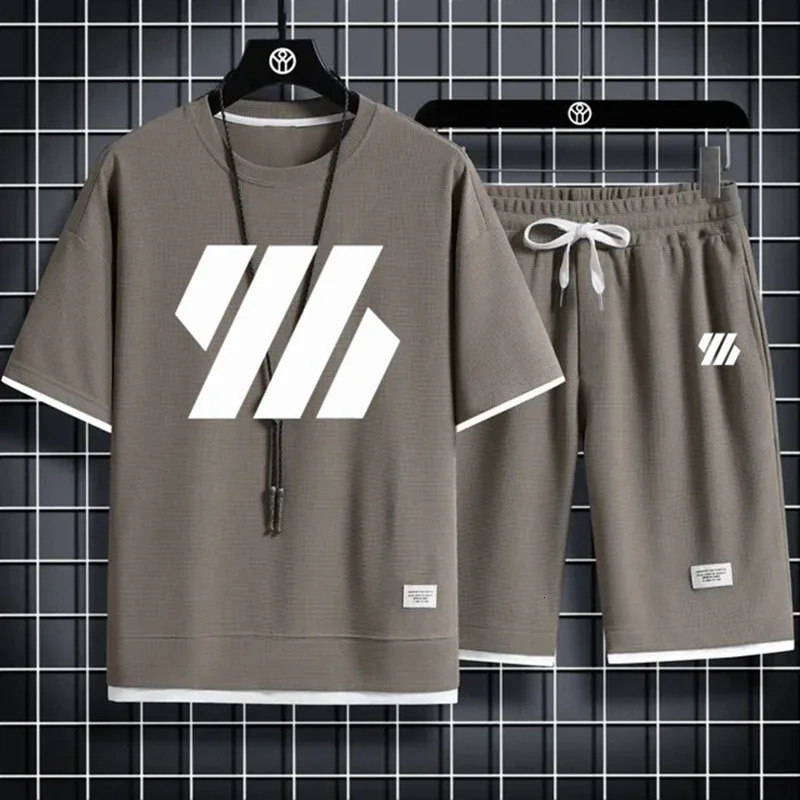 Mens Sports Suit Fashion Short Sleeve Tracksuit Men Suits Summer Two Piece Set Linen Fabric Casual TShirt and Shorts 251230