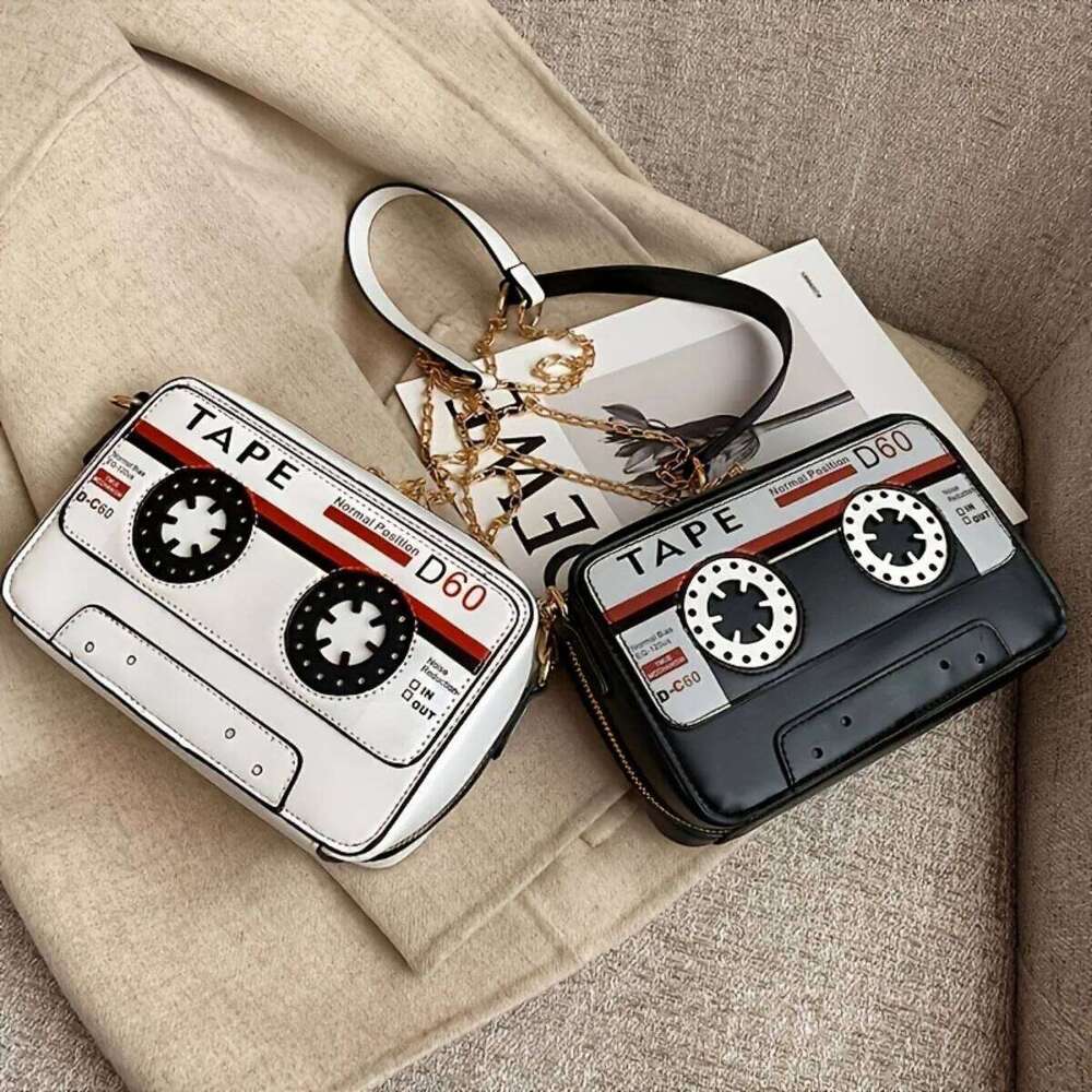 Women's Funny Personalized Audio Tape PU Crossbody Versatile Chain Shoulder Bag