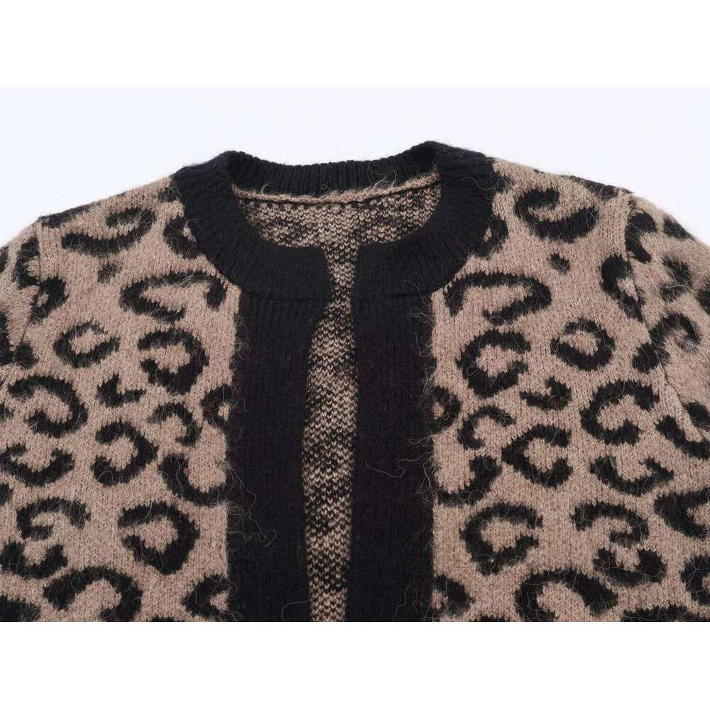 Winter New Women's Casual Fashion Simple Elegant Round Neck Long Sleeve Animal Jacquard Knit Cardigan