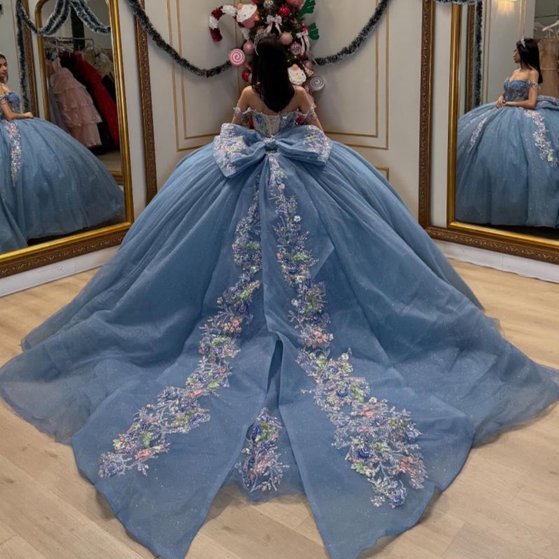 Sea Blue Shiny Quinceanera Dresses Off Shoulder Ball Gown Sweet 16 Dress Sequin Applique Bow Beading Crystal Bow Tull Birthday Party Vestidos 15 De An