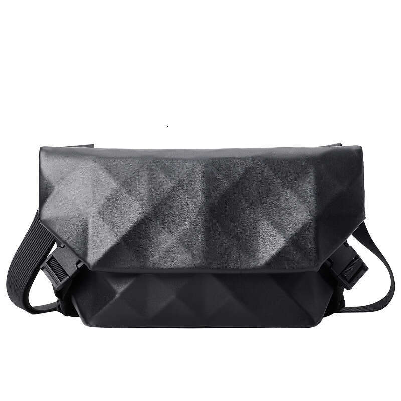 New Quilted Single Shoulder Fashionable Lightweight Crossbody Versatile Small Sling Bag Men S Trendy Brand Travel Backpack Wholesale High Quality Luxu